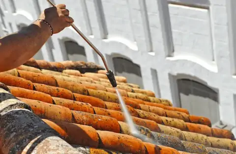 Nettoyage de toitures - Puisserguier